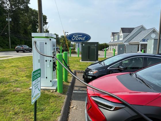 EV charger at Monaco Ford of Niantic (DCFC)