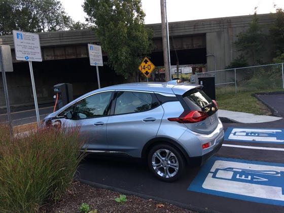 EV charger at Trumbull/State St Parking Lot