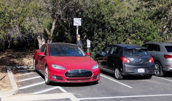 EV charger at UCSD - Birch Aquarium at Scripps