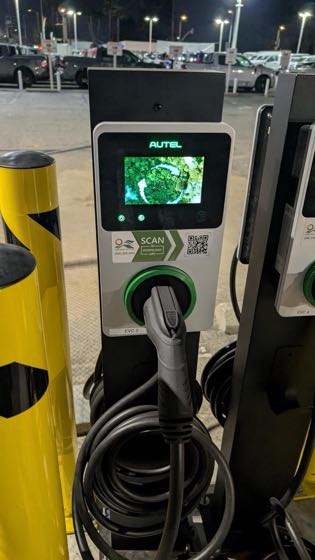 EV charger at 15607 Roscoe Blvd