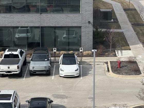 EV charger at Hydrate