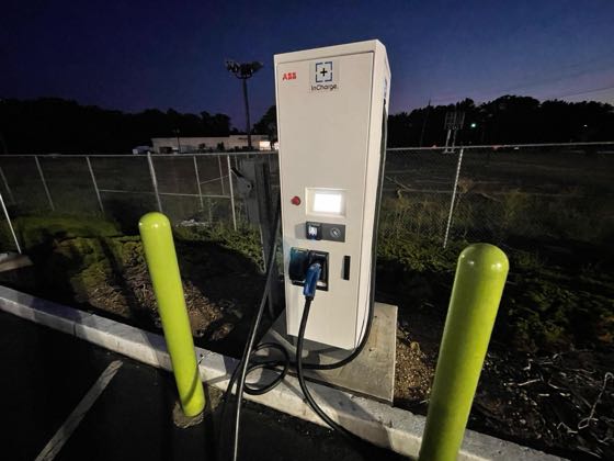 EV charger at Acme Nissan (1)