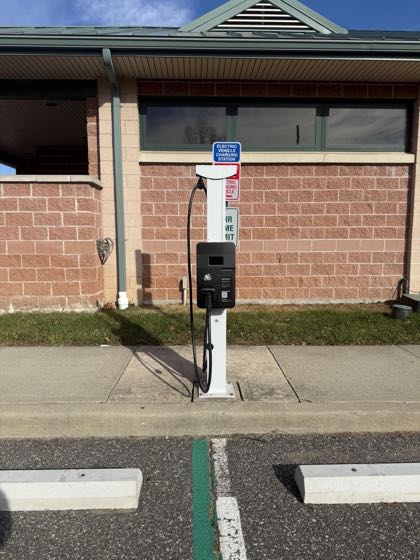 EV charger at Phelps Lane Park