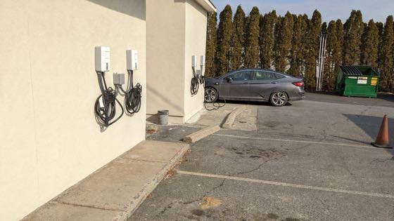EV charger at Fresh Hills Market