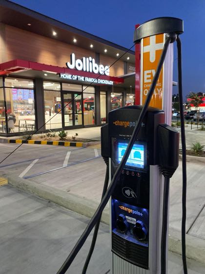 EV charger at Torrance Promenade - Jollibee