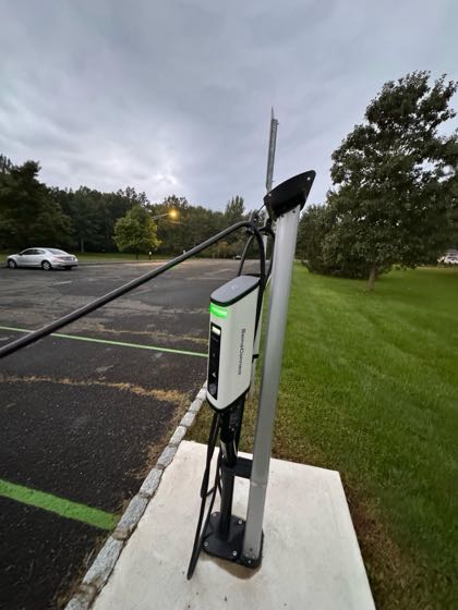 EV charger at Memorial Park Ice Rink
