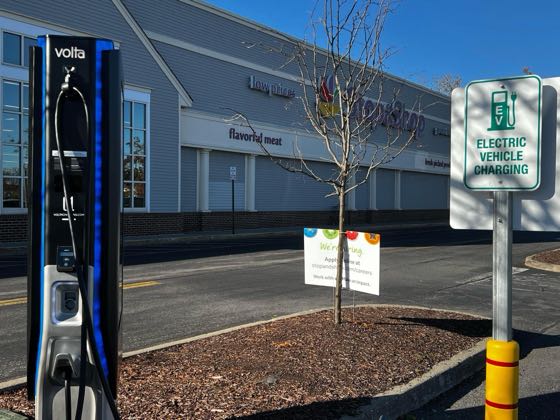 EV charger at Stop & Shop