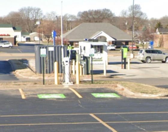 EV charger at Muscatine Mall