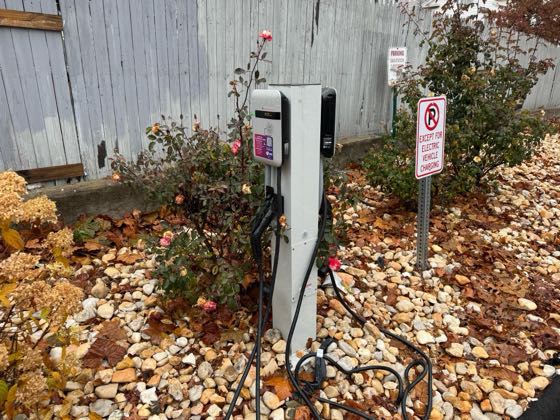 EV charger at Sunoco