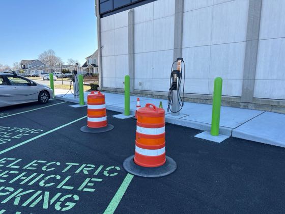 EV charger at Plainview-Old Bethpage Library
