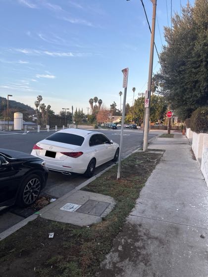 EV charger at Longfellow St & S Ave 54 Parking