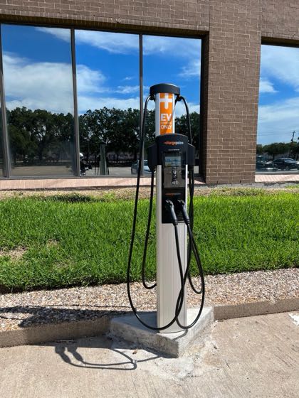 EV charger at Caisson Re Harwin Plaza