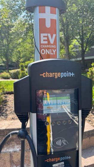 EV charger at 506 Carnegie Center