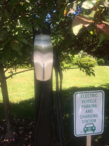 EV charger at The Settlers Inn